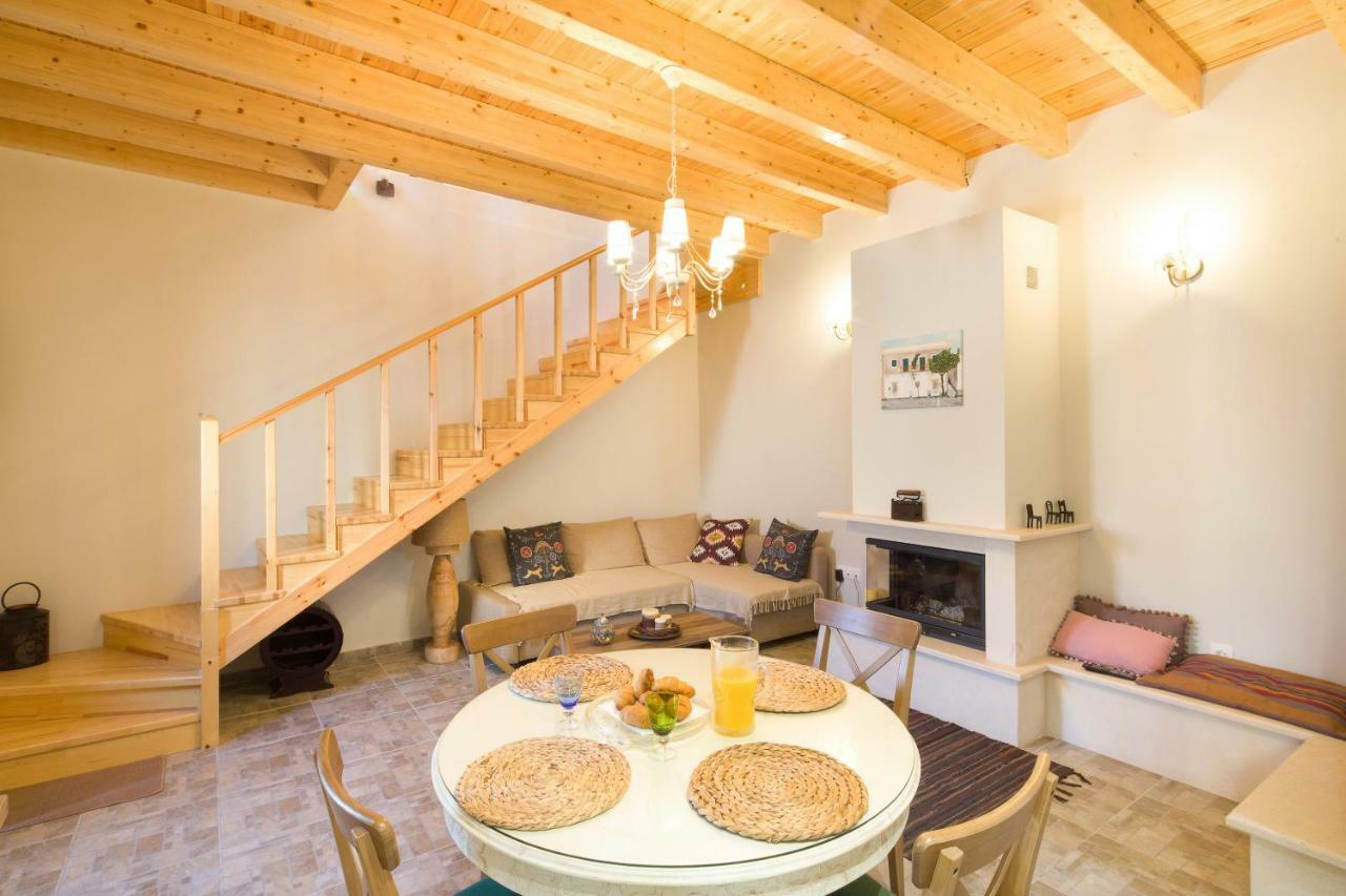 Mara'S Traditional Cottage Kato Pavliana エクステリア 写真