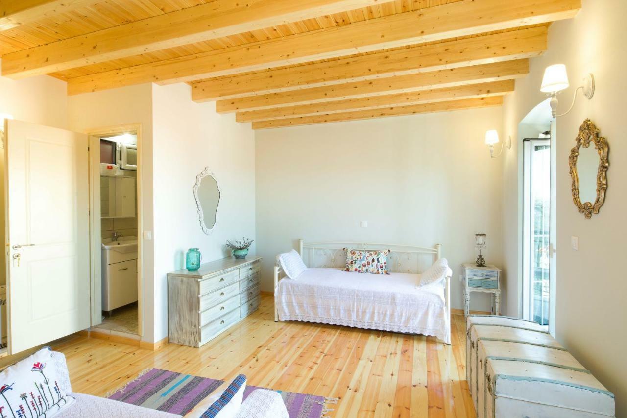 Mara'S Traditional Cottage Kato Pavliana エクステリア 写真